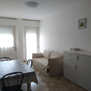  Appartamento Comodo A Pochi Metri Dal Mare